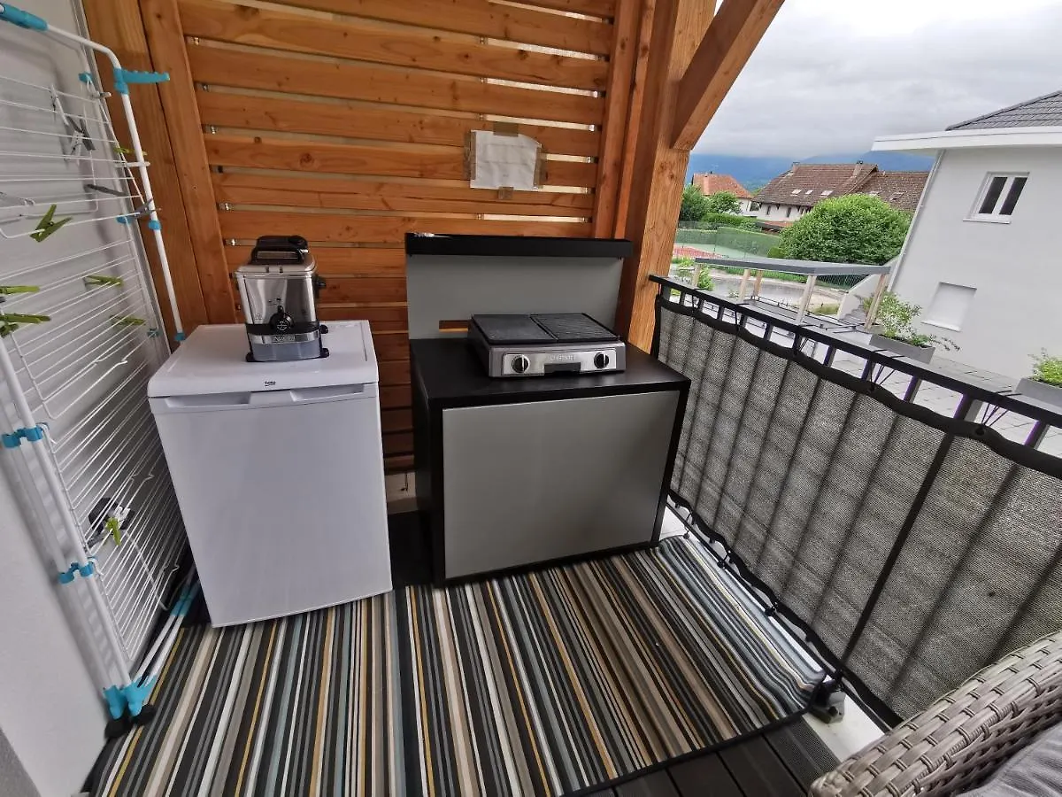 Appartement Proche Du Lac Annecy Lathuile
