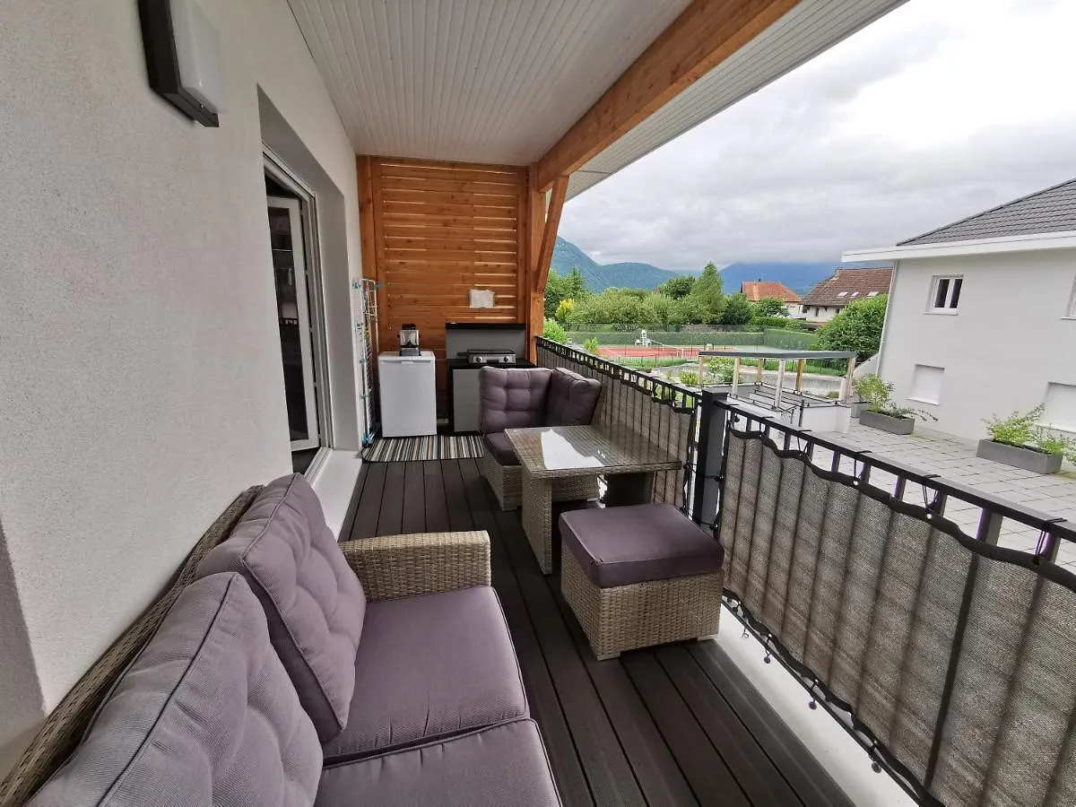 Appartement Proche Du Lac Annecy Lathuile Frankrijk