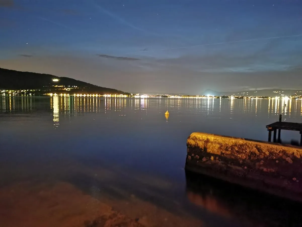 Appartement Proche Du Lac Annecy Lathuile